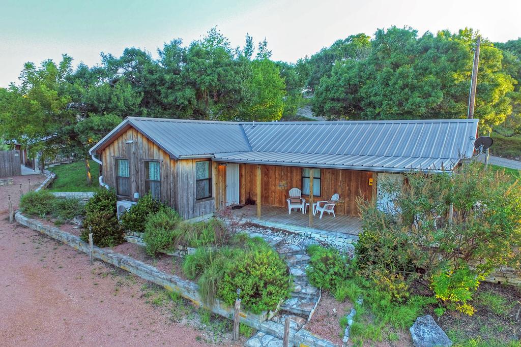フレデリックスバーグ A Barn At The Quarry Bed & Breakfast エクステリア 写真